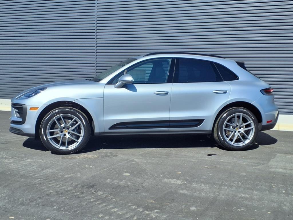 Porsche Macan 2025