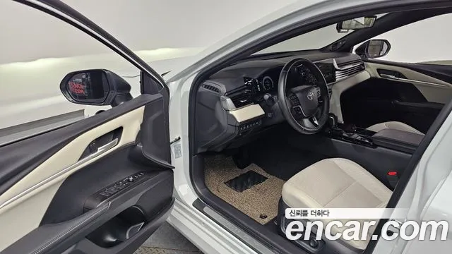Toyota Camry 2024