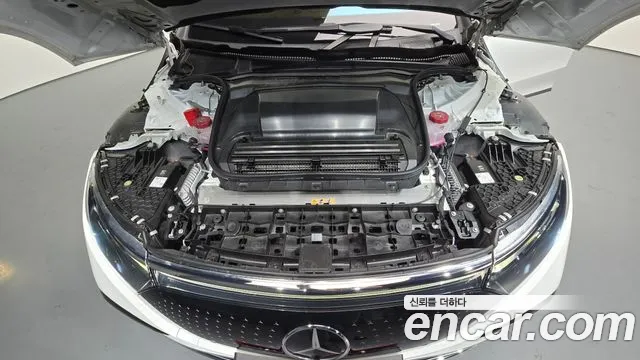 Mercedes-Benz EQS 2023