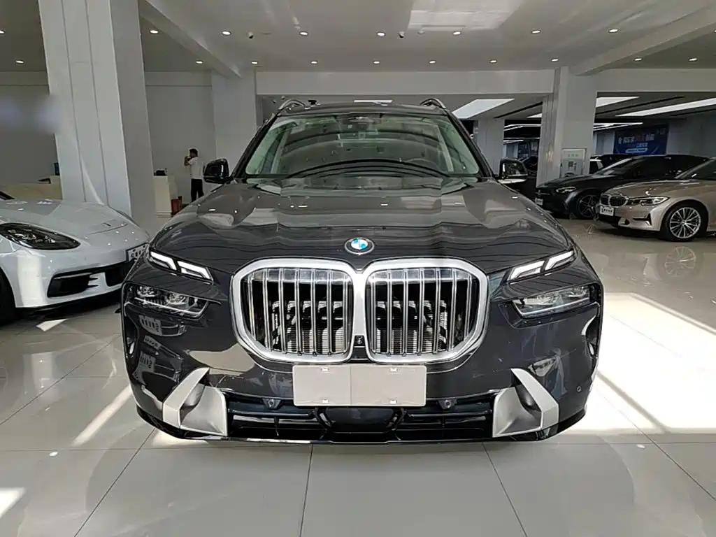 BMW X7 2024
