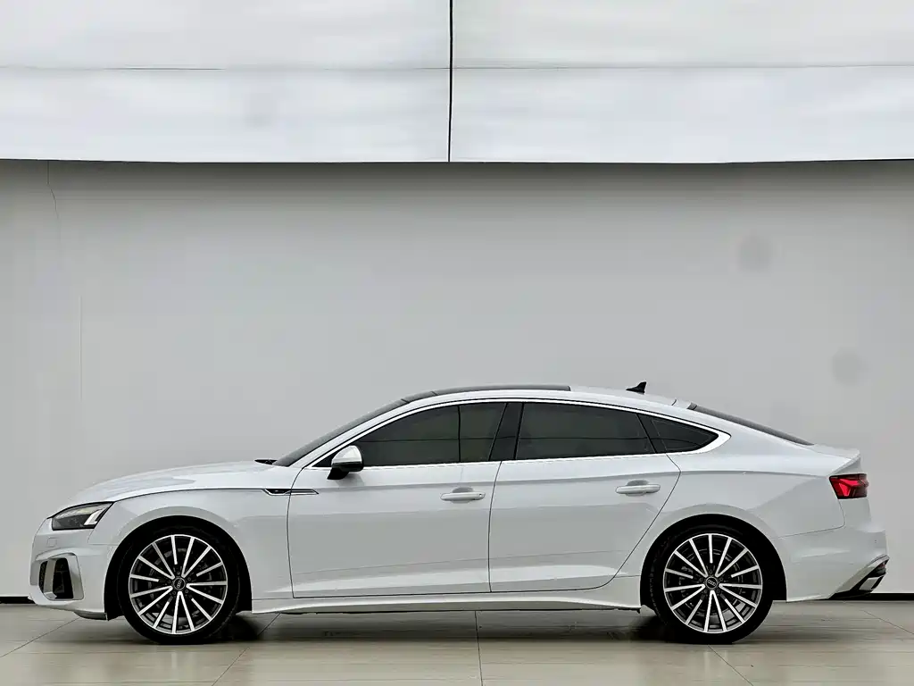 Audi A5 2023