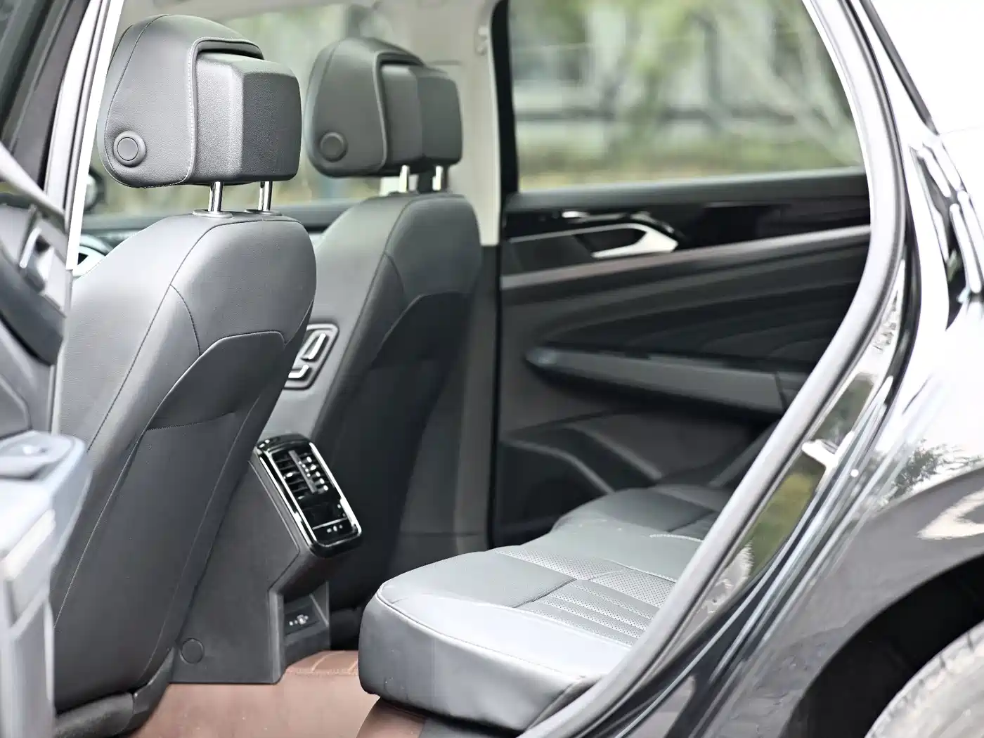 Volkswagen Passat 2025