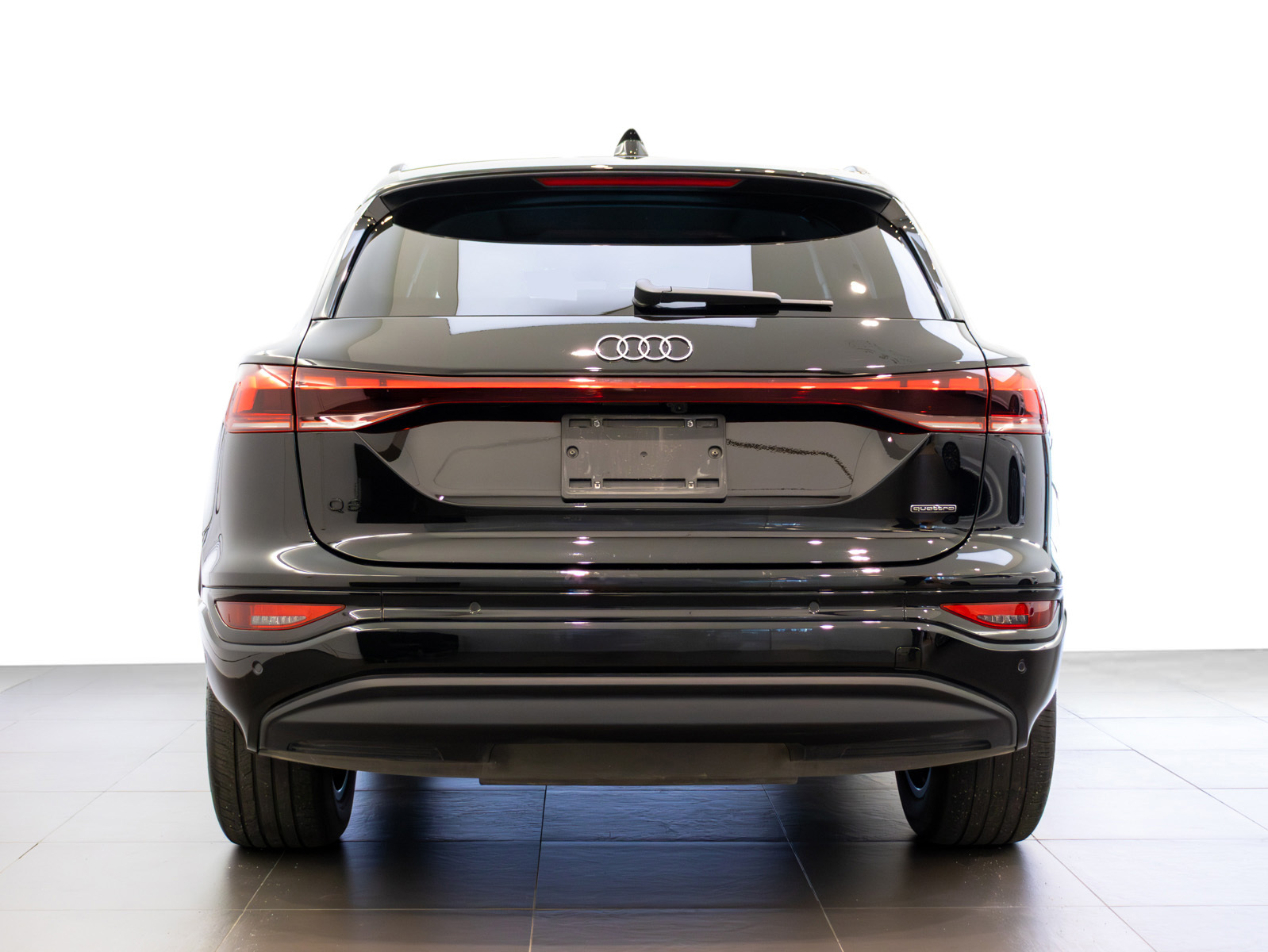 Audi Q6 e-tron 2025