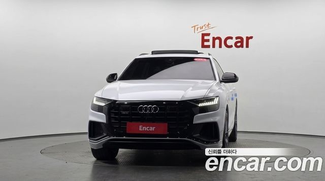 Audi Q8 2022