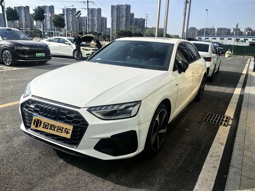 Audi A4 2024