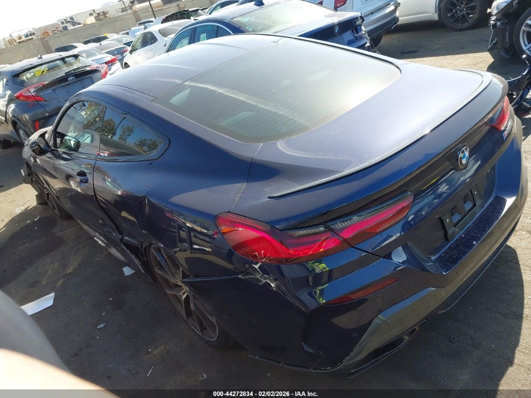 BMW M850 2023