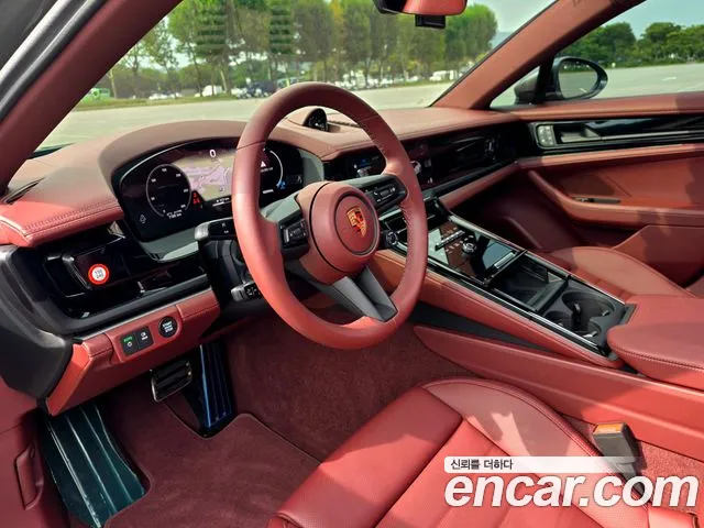 Porsche Panamera 2024