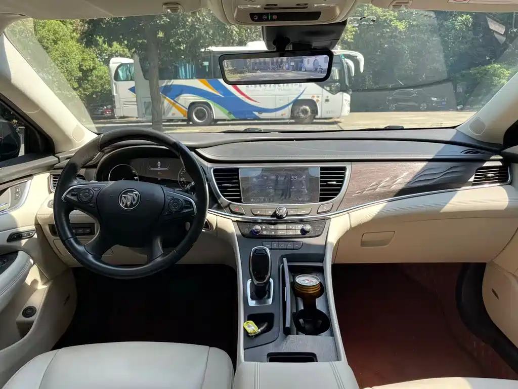 Buick LaCrosse 2022