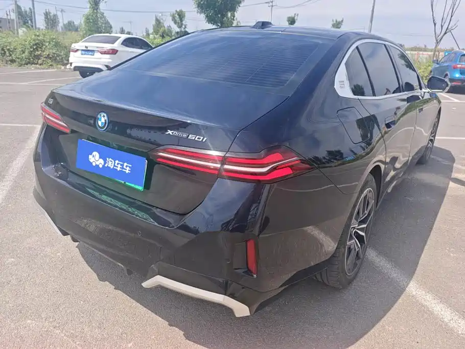BMW i5 2024