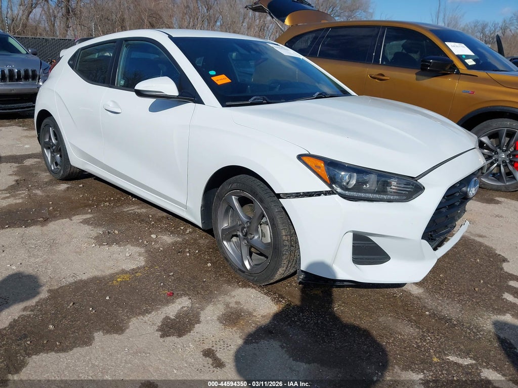 Hyundai Veloster 2021
