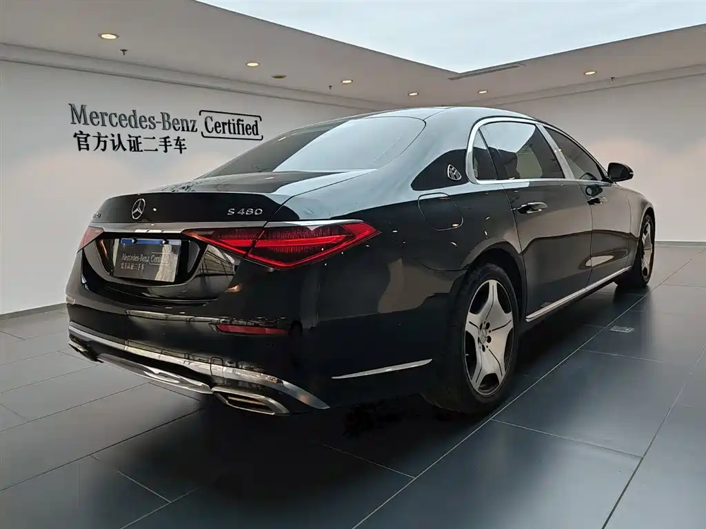 Mercedes-Benz Maybach S-Класс 2022