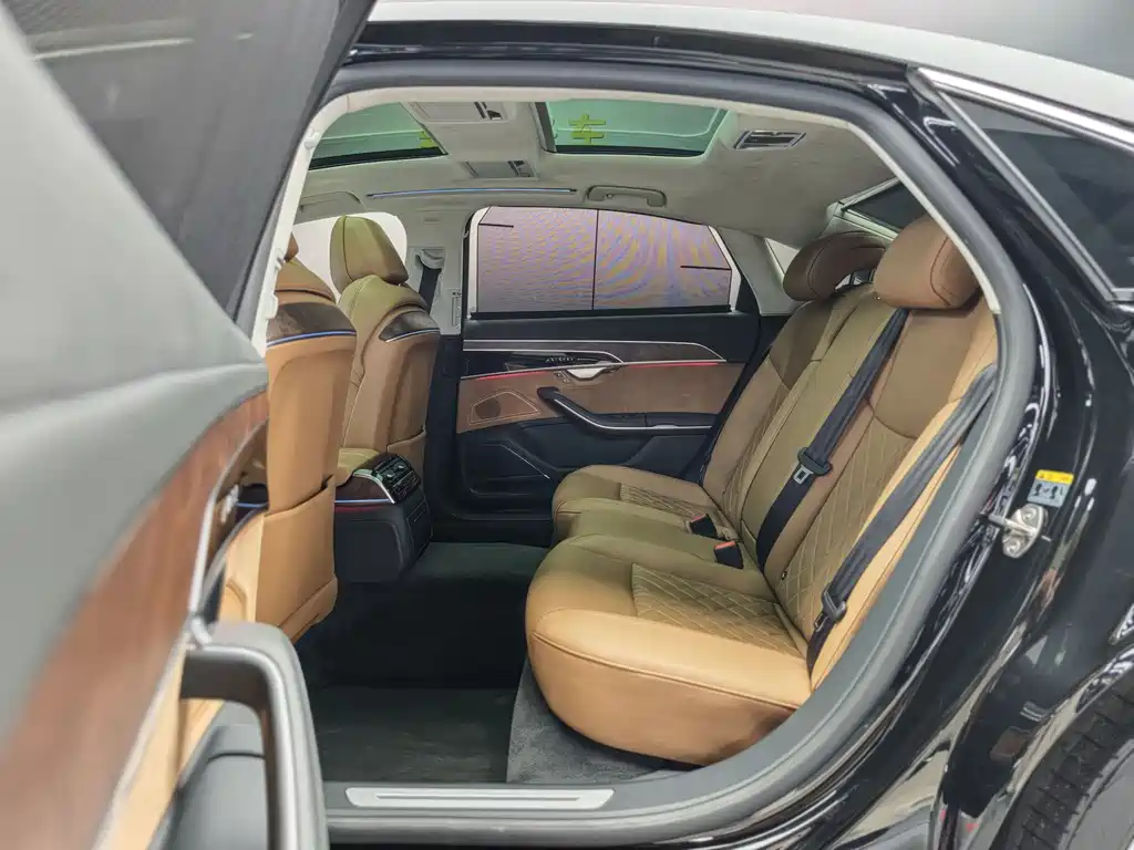Audi A8 2022