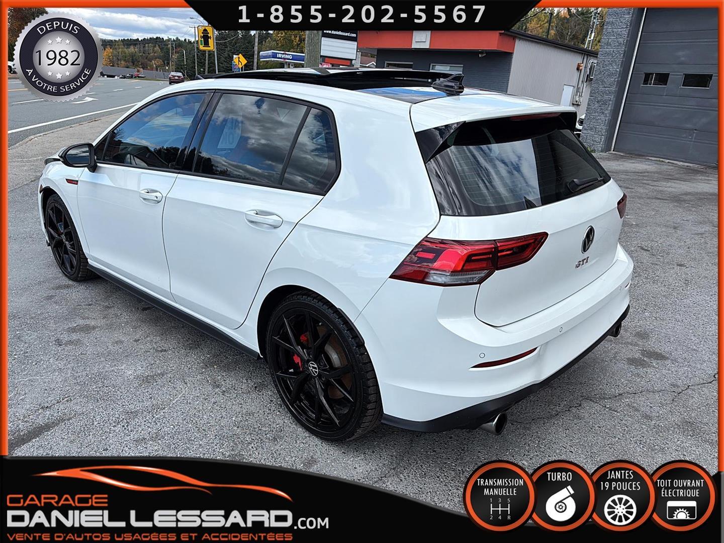 Volkswagen Golf GTI 2024