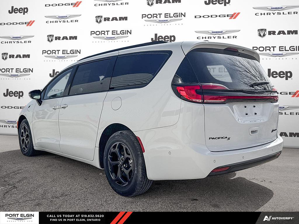 Chrysler Pacifica 2024