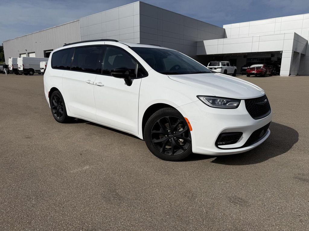 Chrysler Pacifica 2025