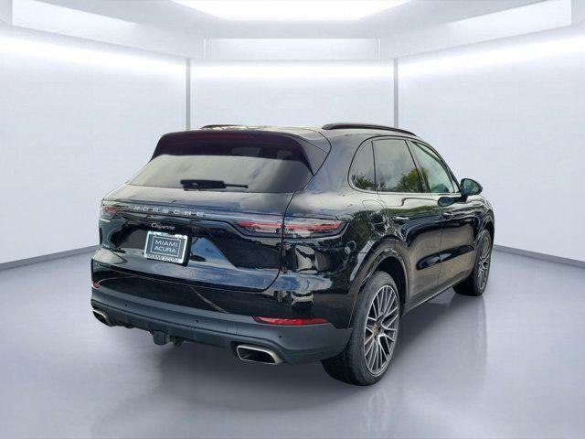 Porsche Cayenne 2022