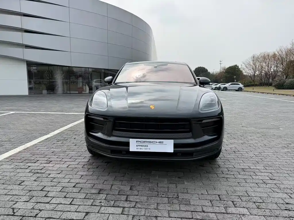 Porsche Macan 2024