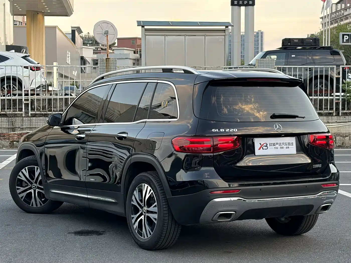 Mercedes-Benz GLB 2025