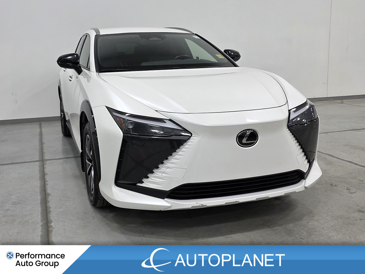 Lexus RZ 2023