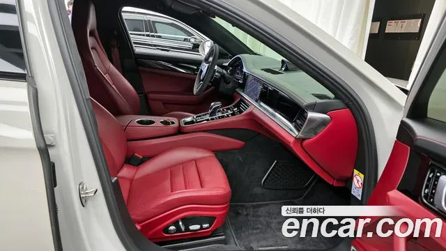 Porsche Panamera 2020