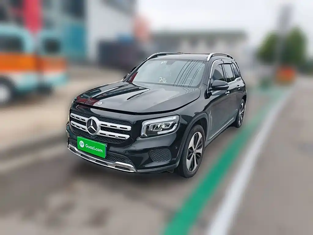 Mercedes-Benz GLB 2021