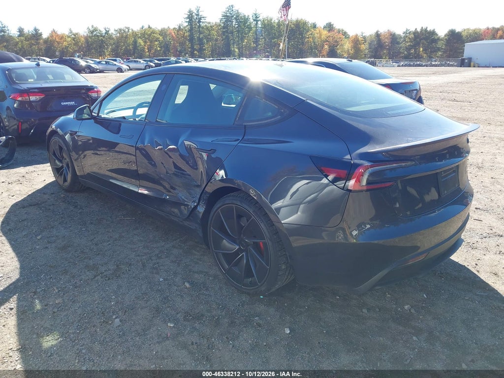 Tesla Model 3 2024
