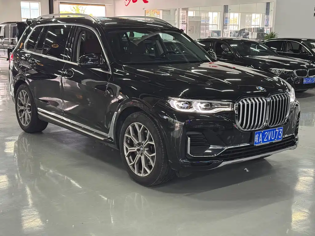 BMW X7 2022