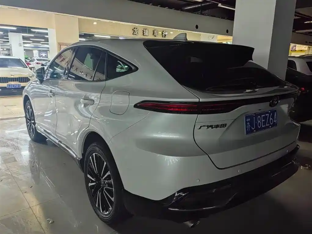 Toyota Venza 2023