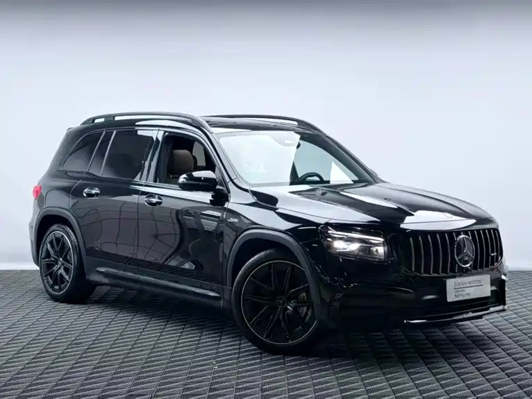 Mercedes-Benz GLB AMG 2024