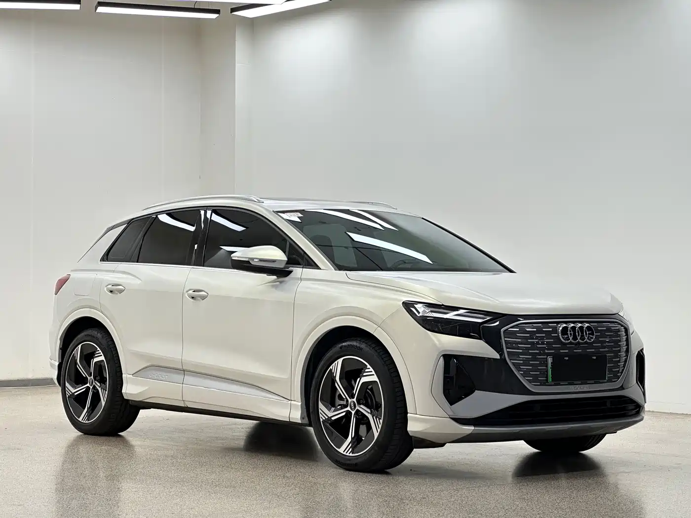 Audi Q4 e-tron 2024