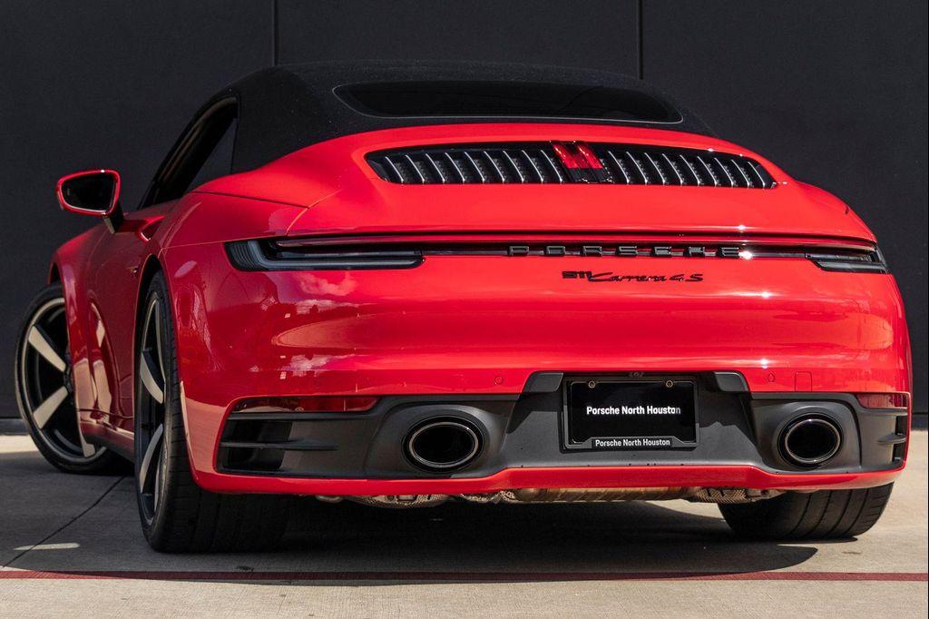 Porsche 911 2021