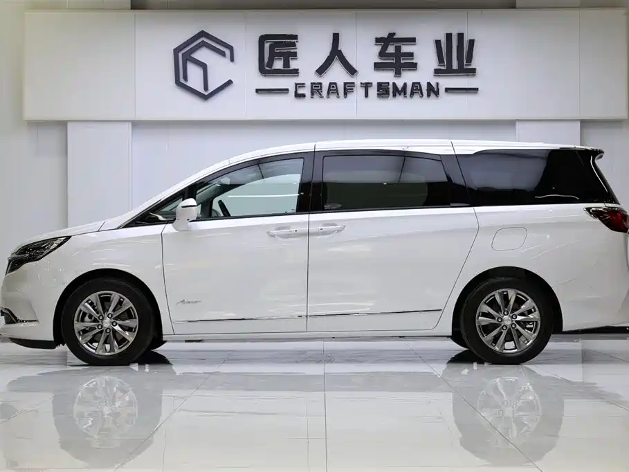 Buick GL8 2023