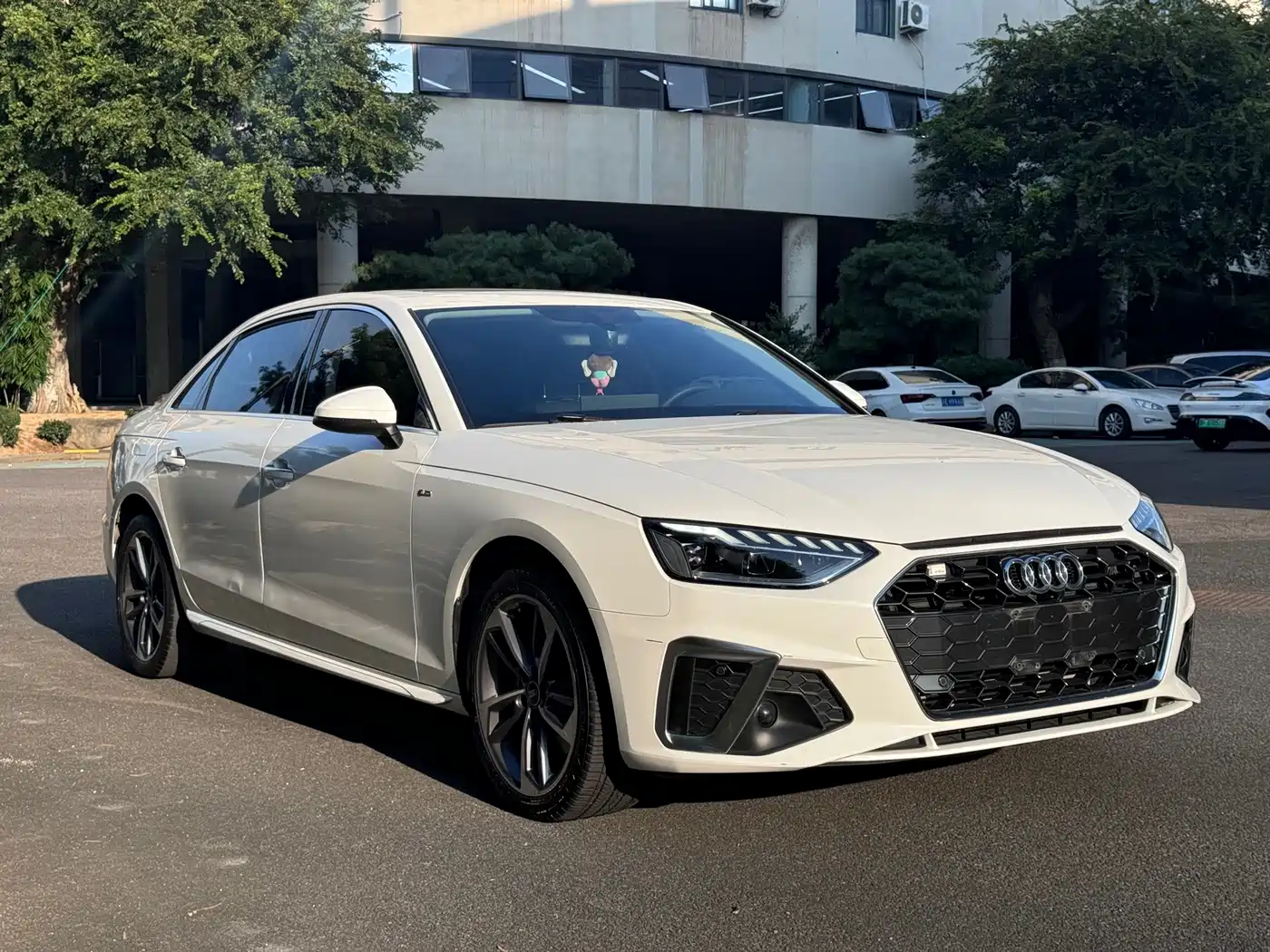 Audi A4 2023