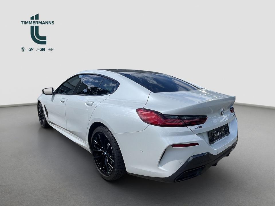 BMW M850 2023