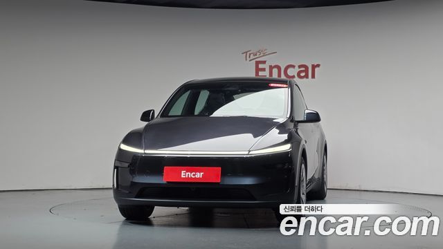 Tesla Model Y 2026