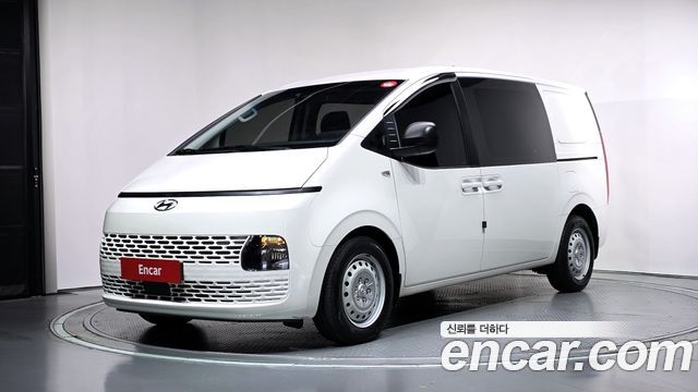 Hyundai Staria 2022