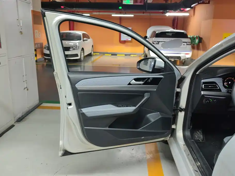 Volkswagen Lavida 2023