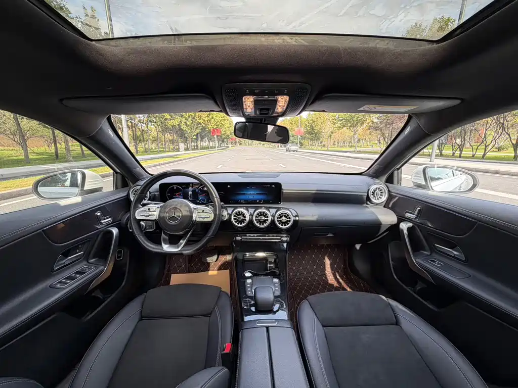 Mercedes-Benz A-Класс 2023