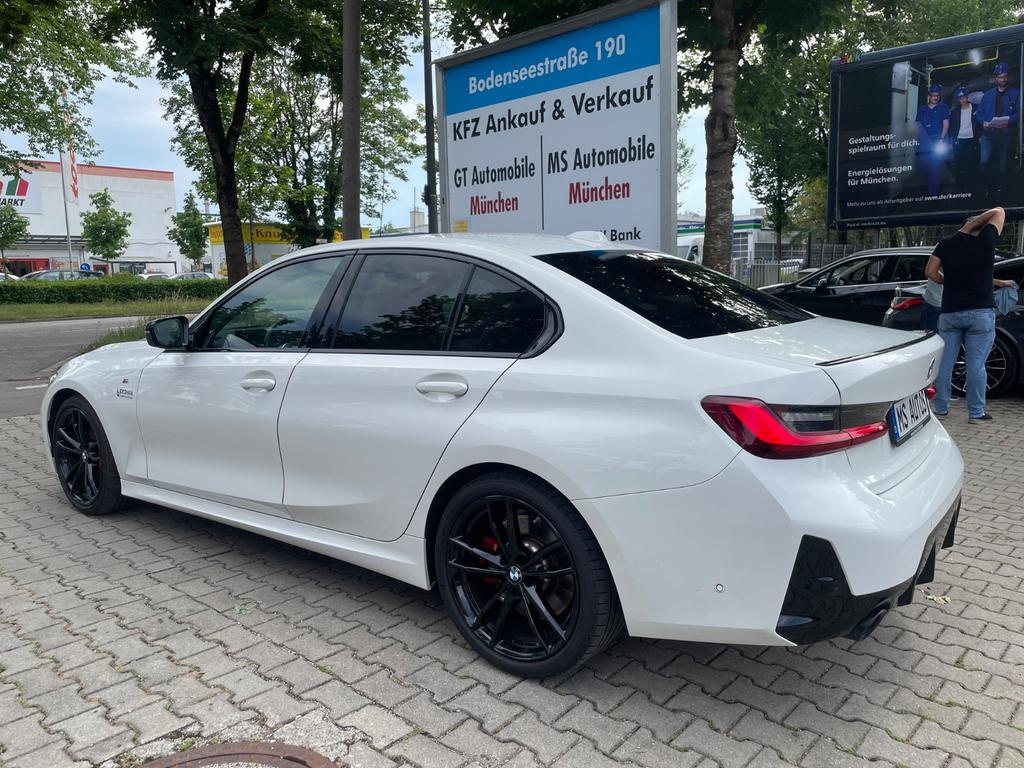 BMW 330 2024
