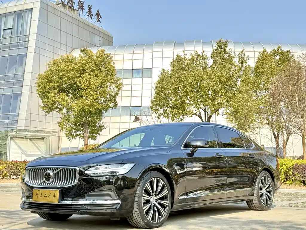 Volvo S90 2024
