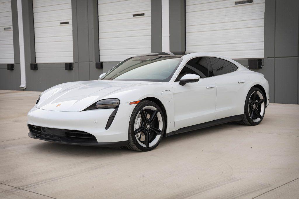 Porsche Taycan 2022