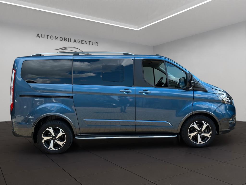 Ford Tourneo Custom 2023