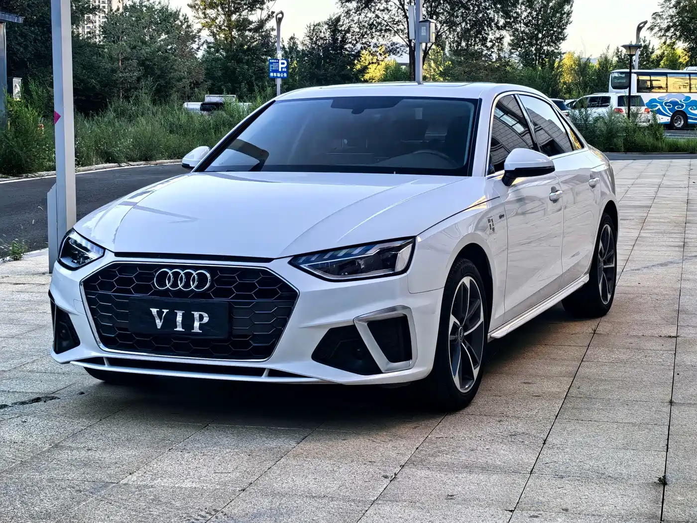 Audi A4 2024