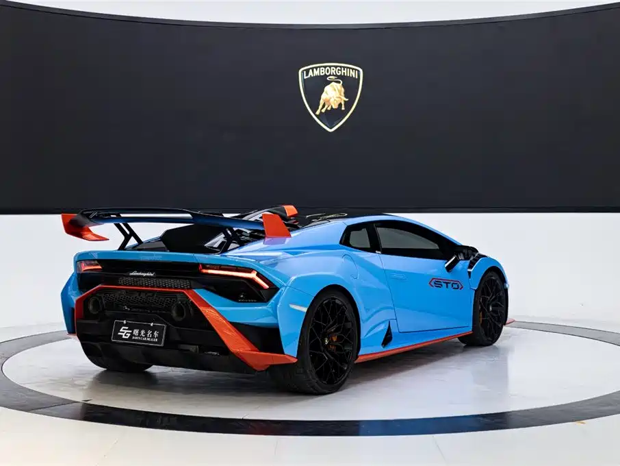 Lamborghini Huracán 2023