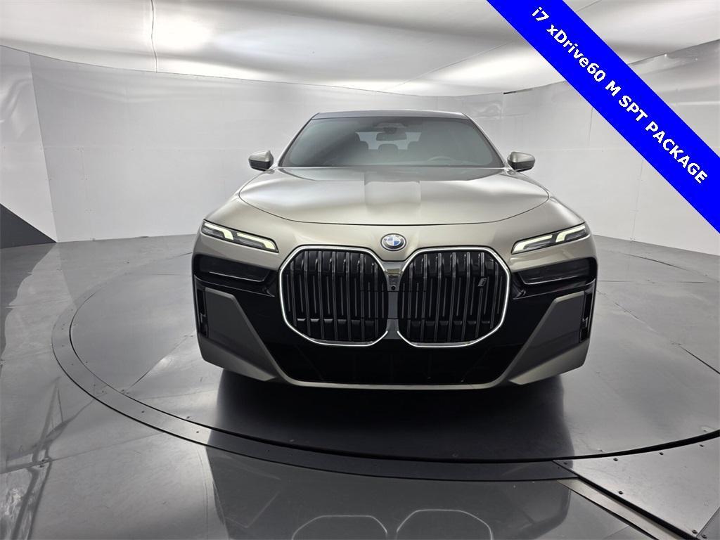 BMW i7 2023