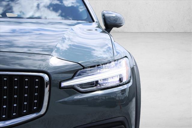 Volvo V60 Cross Country 2026