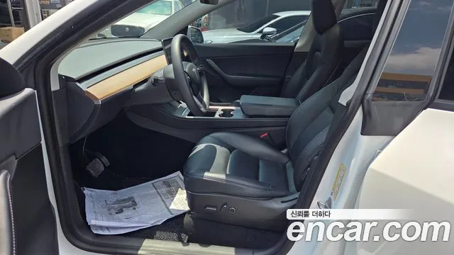 Tesla Model Y 2021