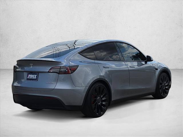 Tesla Model Y 2024