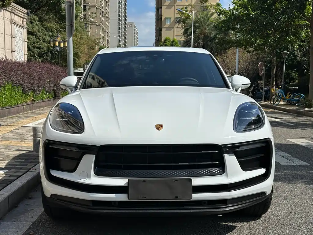 Porsche Macan 2024