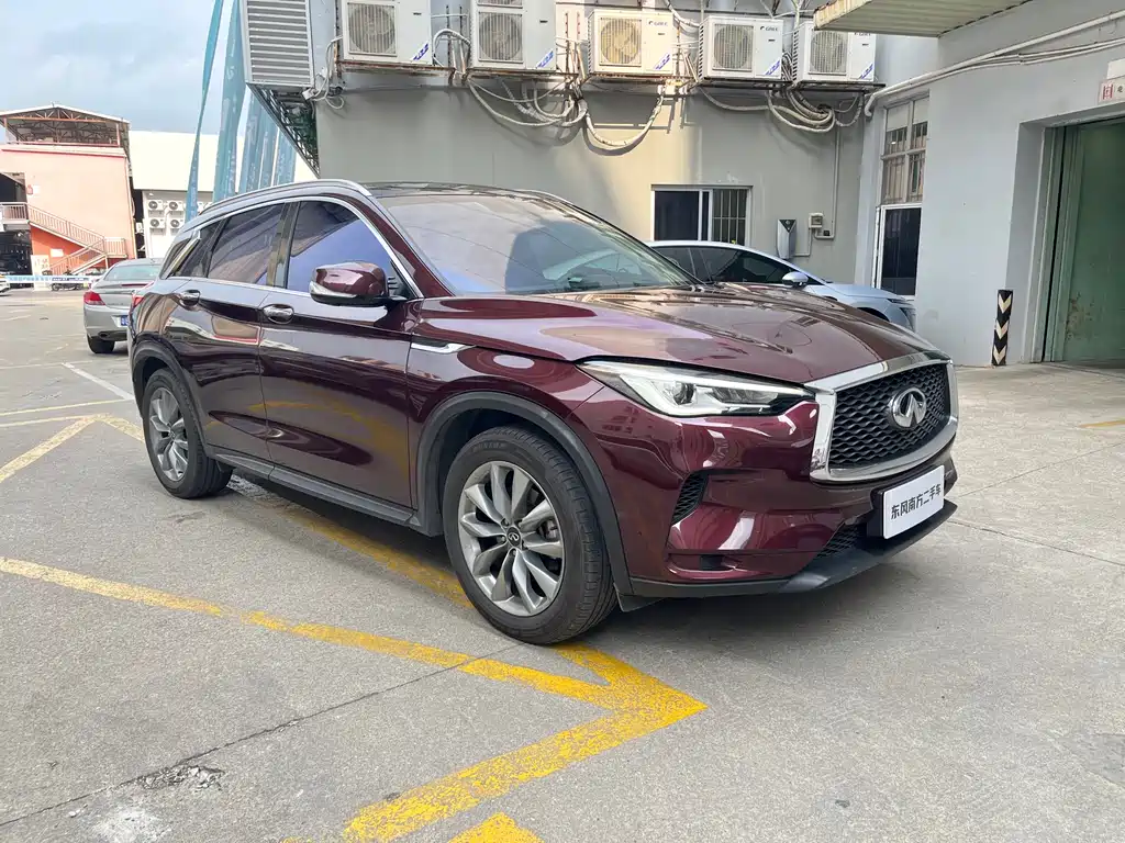 Infiniti QX50 2021